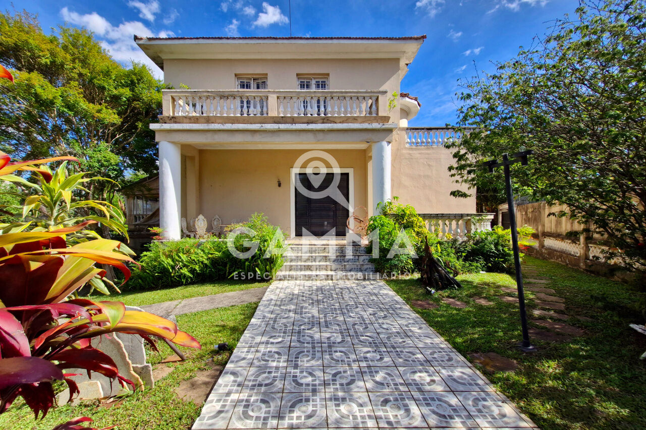 Casa Padrão  para Venda - Pacaembu