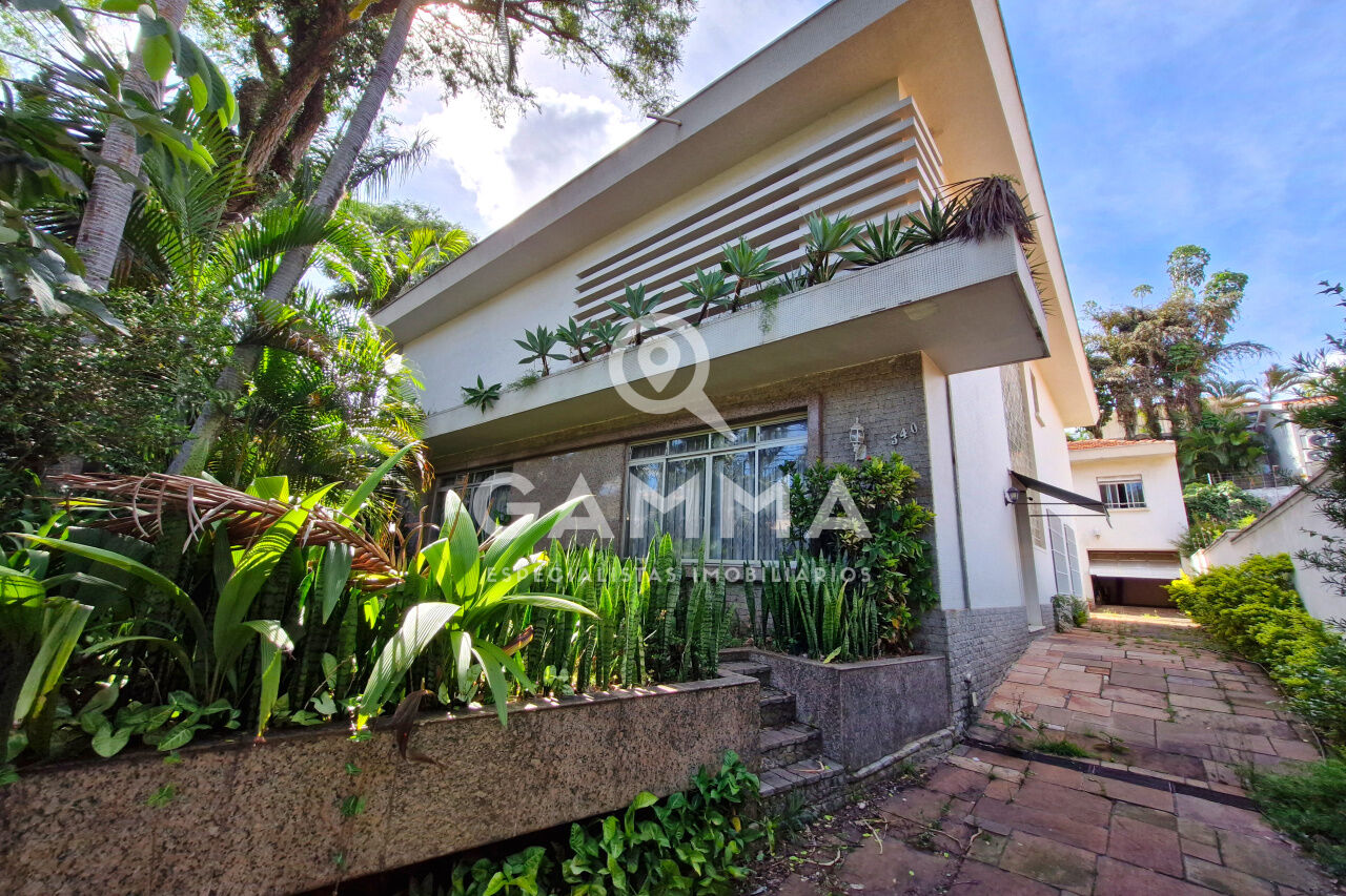 Casa Padrão  para Venda - Pacaembu