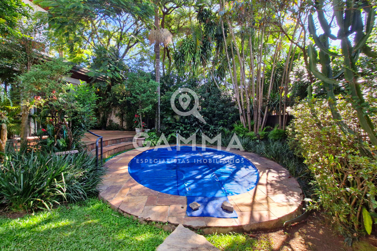 Casa Padrão  para Venda - Pacaembu