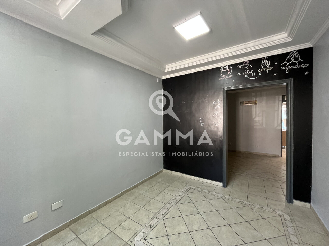 Casa Padrão  para Venda - Vila Romana