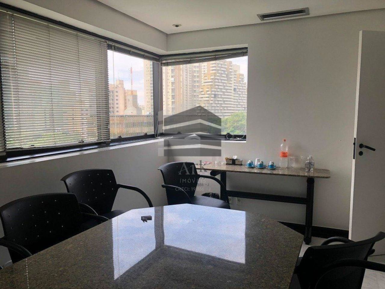 Sala Comercial para Locação - Bela Vista