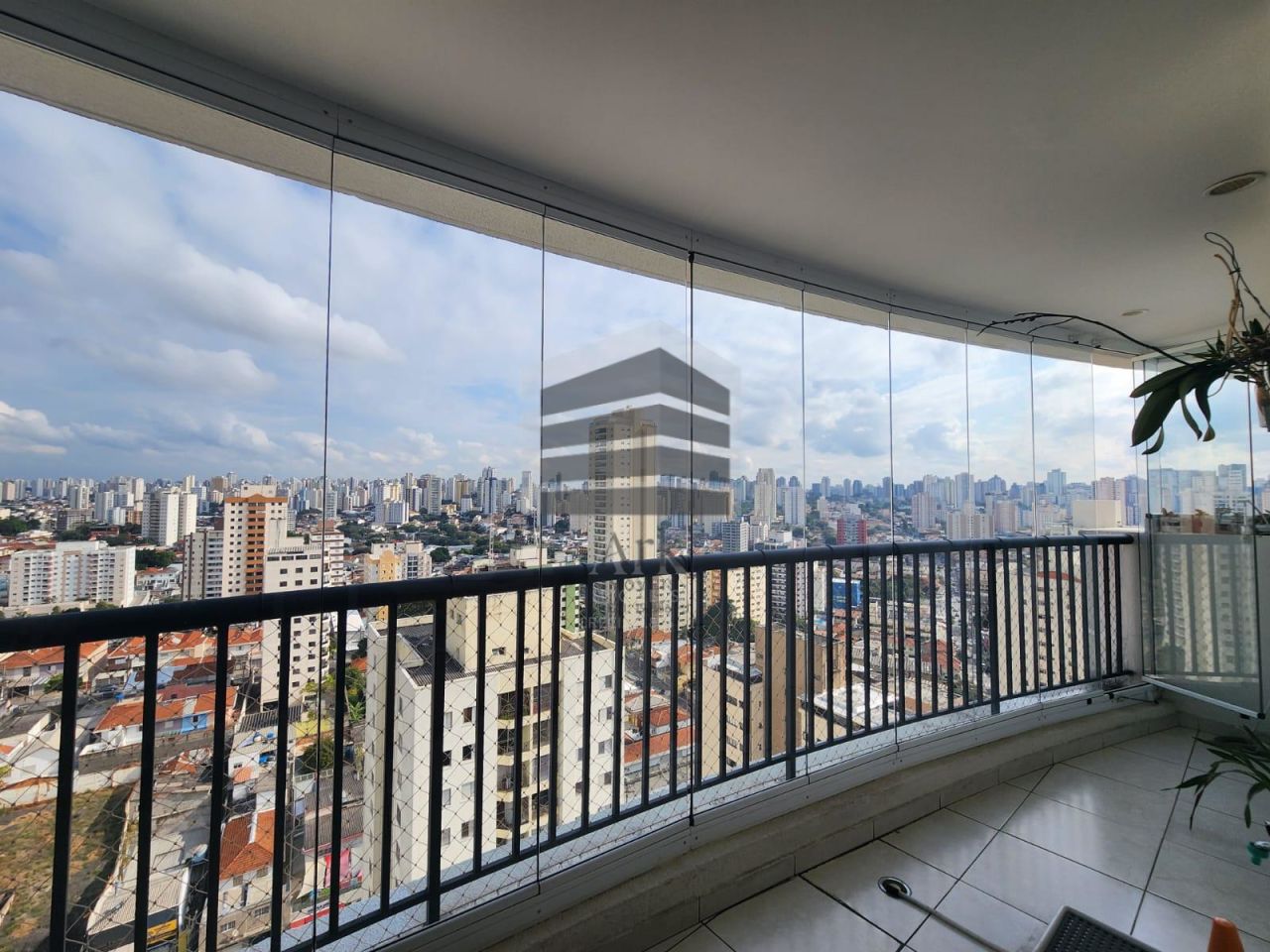 Apartamento para Venda - Vila Gumercindo