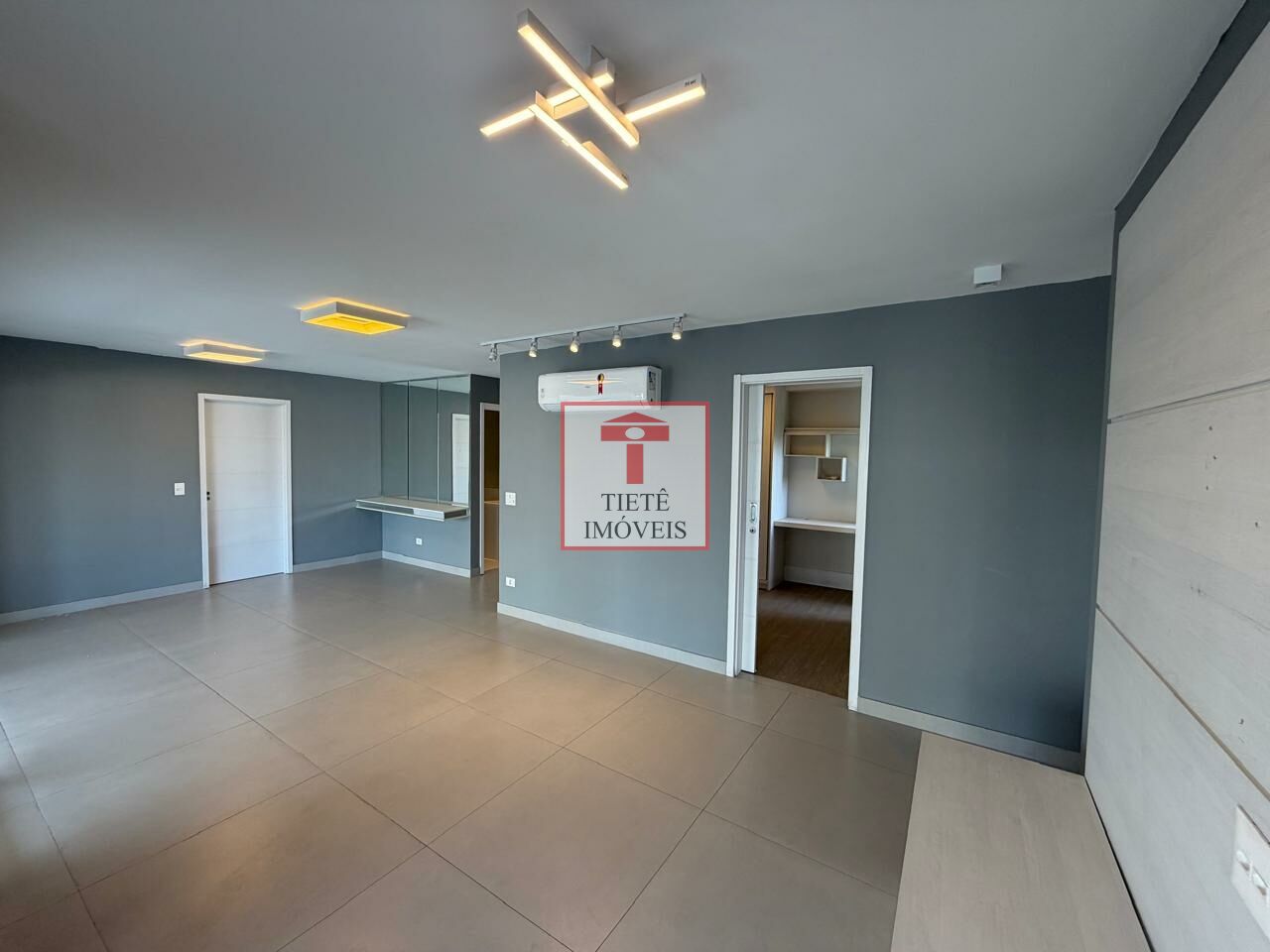 Apartamento para Venda - Vila Lanzara