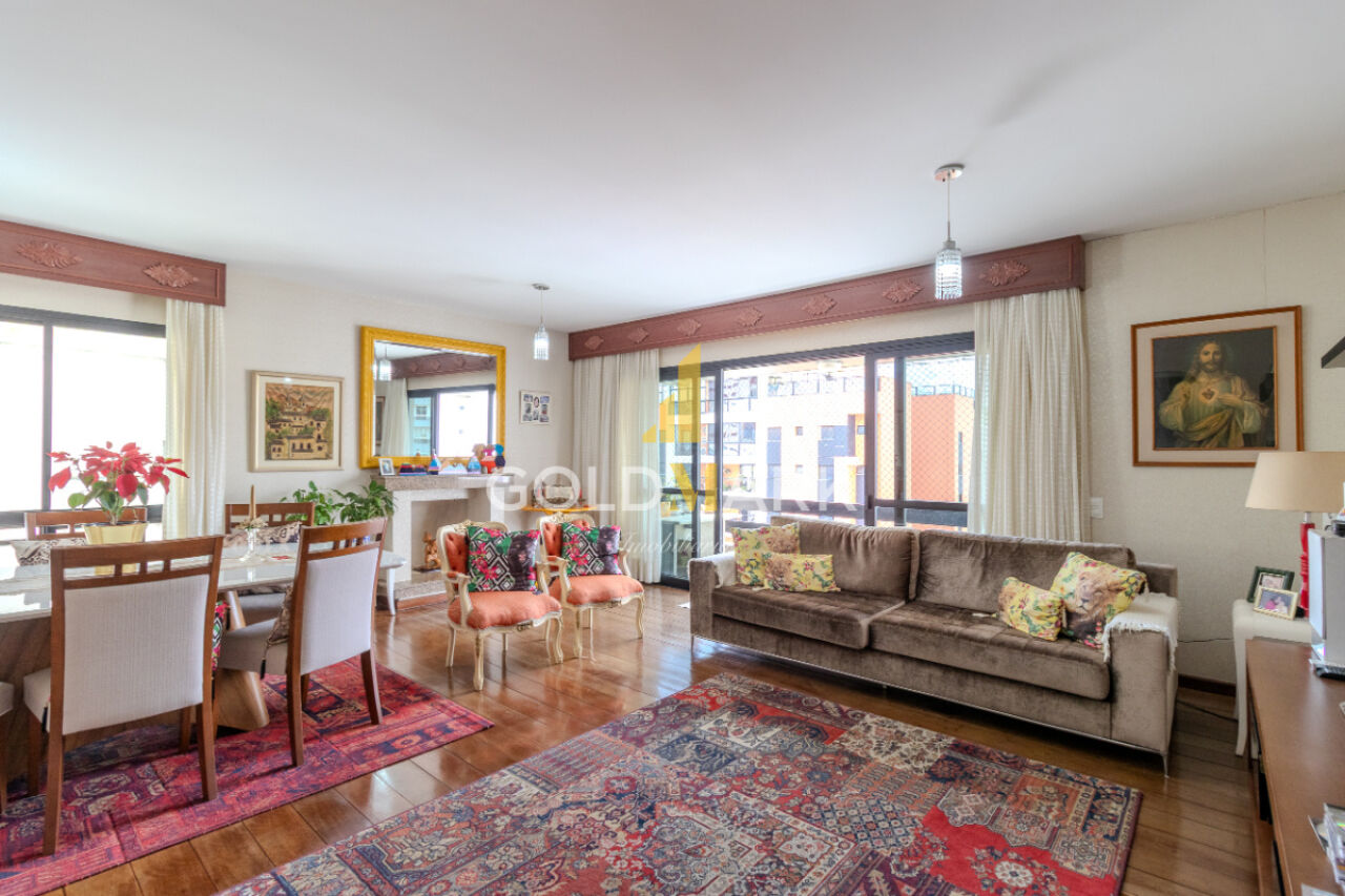 Apartamento em Moema - LL4391