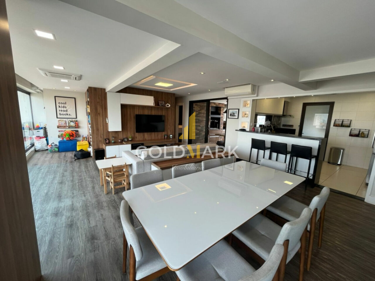 Apartamento em Campo Belo - LL5315