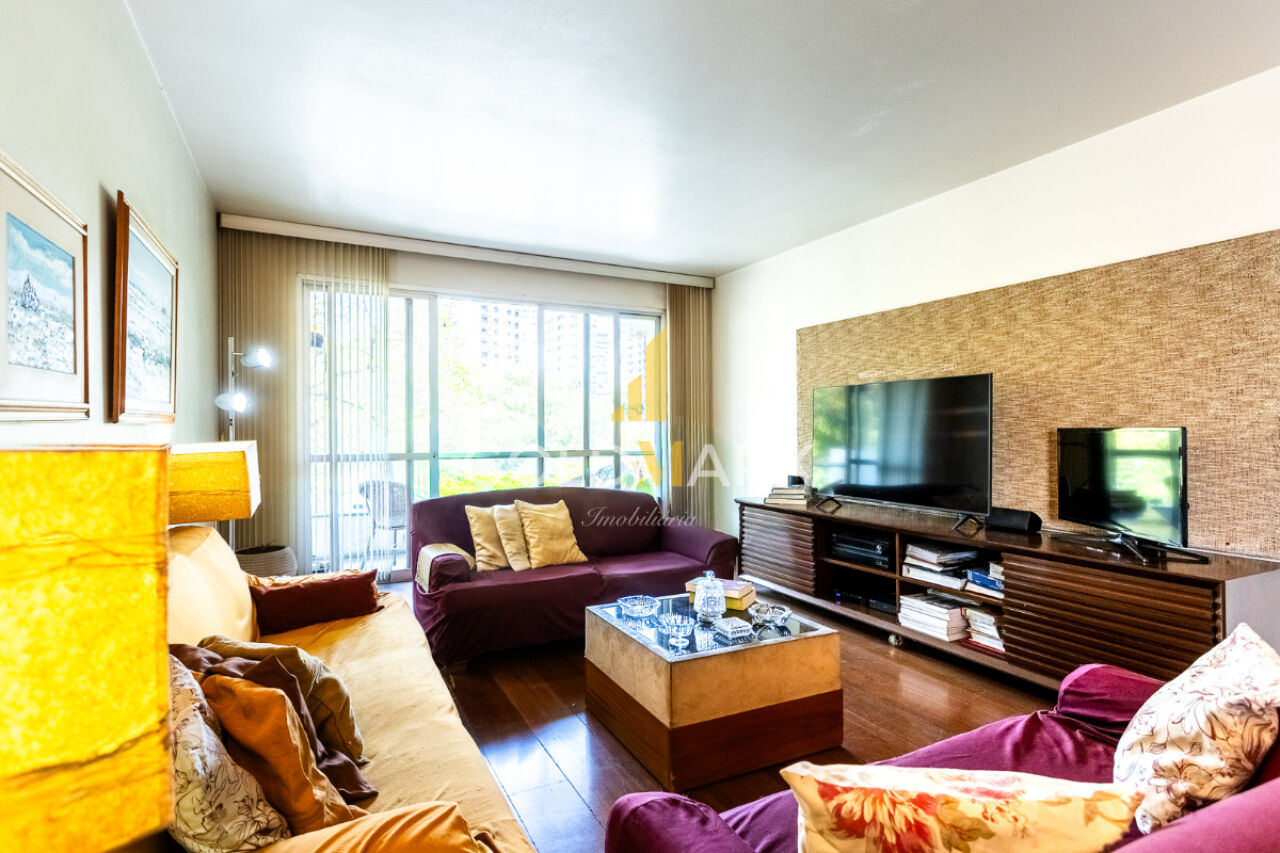 Apartamento em Campo Belo - LL5361