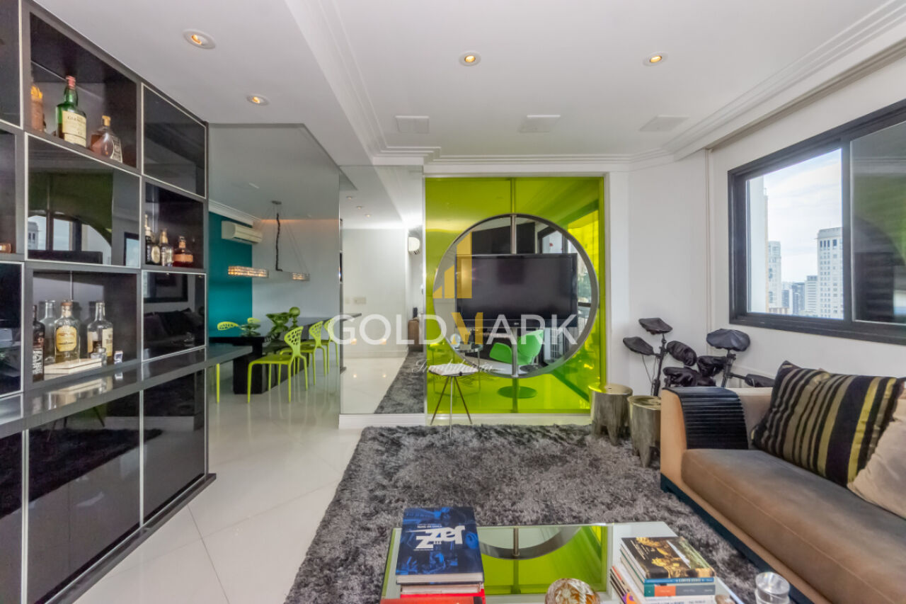 Apartamento em Moema - LL5375