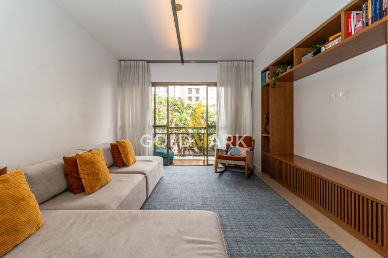 Apartamento em Moema - LL5405