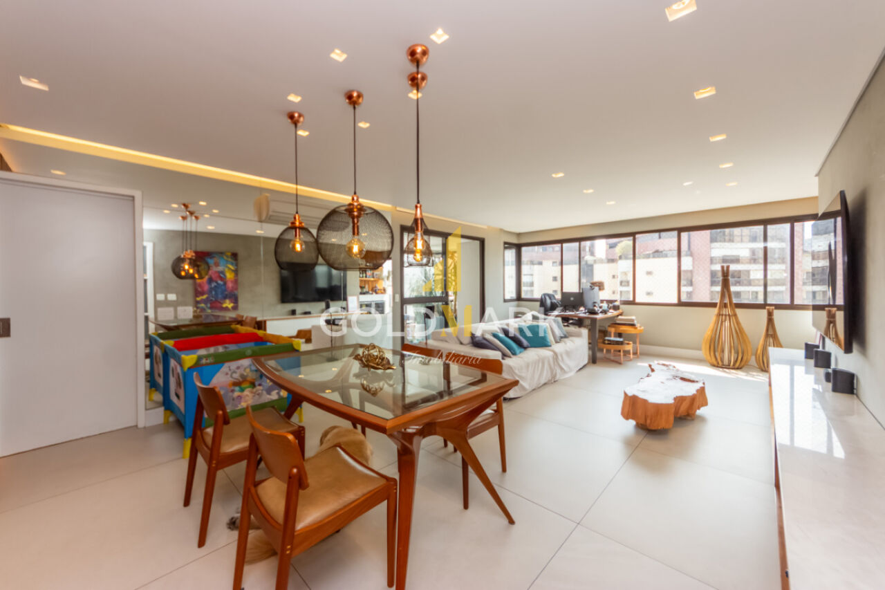 Apartamento em Moema - LL5624