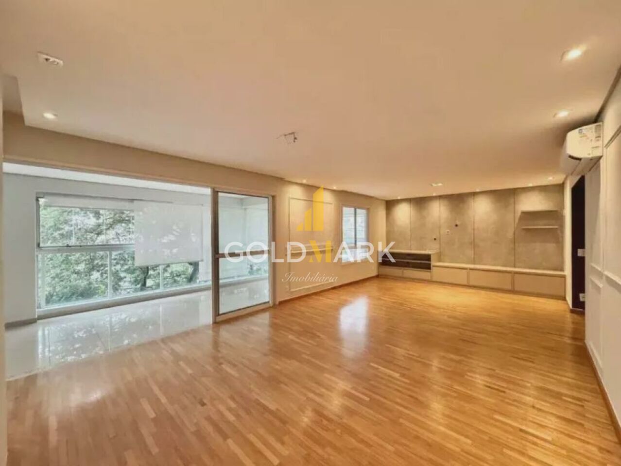 Apartamento em Vila Olímpia - MI46915