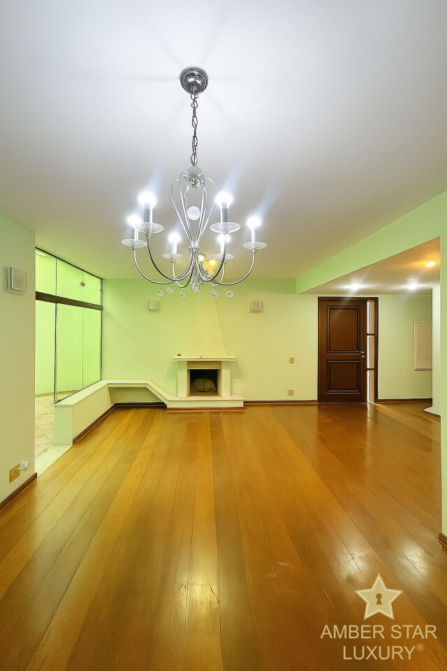 Casa de Rua para Venda - Alto de Pinheiros