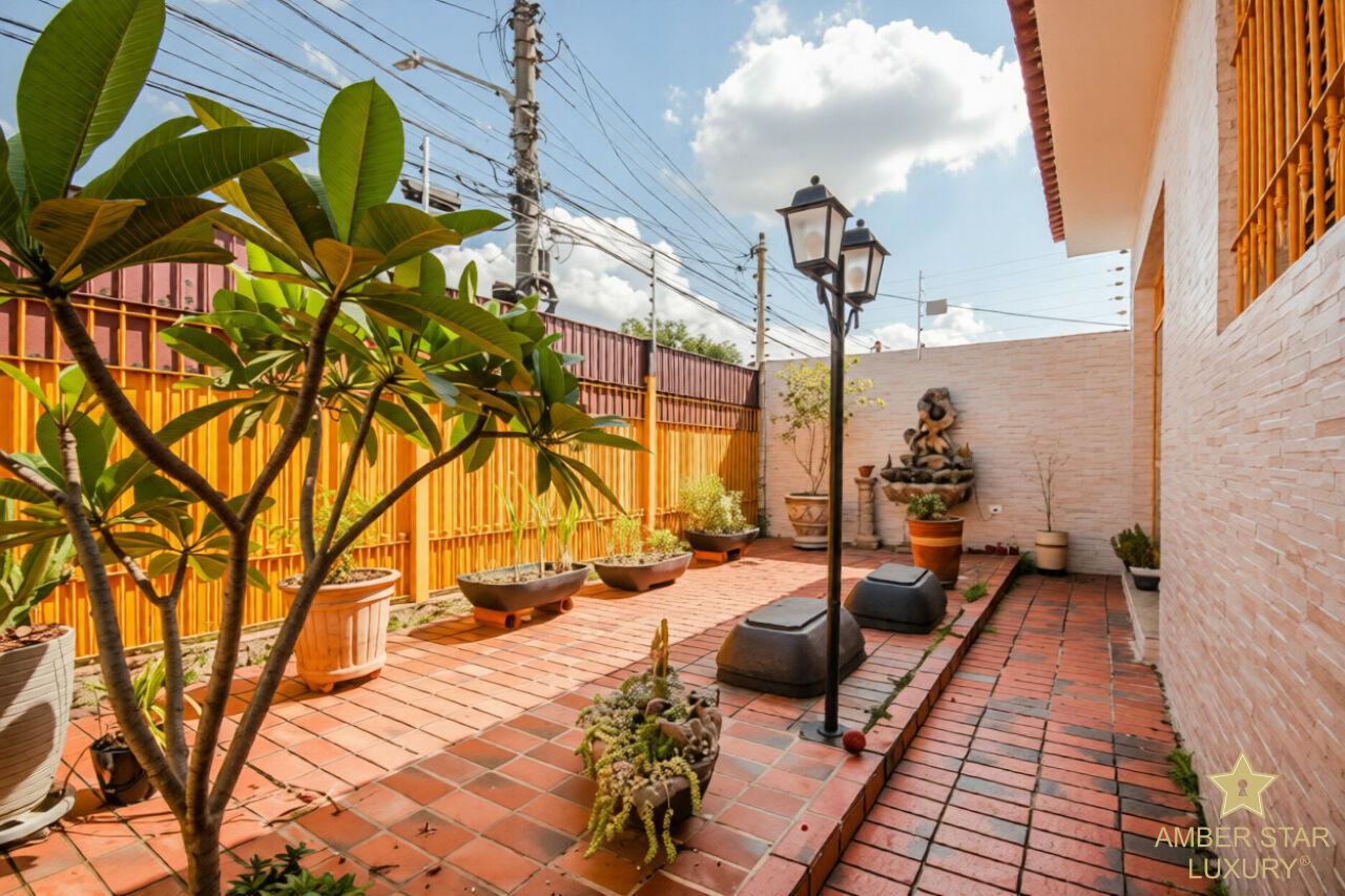 Casa de Rua para Venda - Lapa