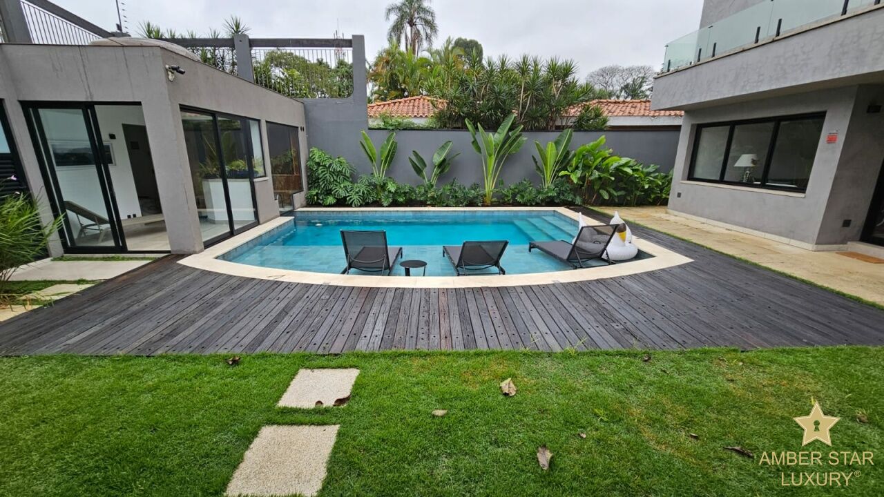 Casa de Rua para Venda - Alto de Pinheiros