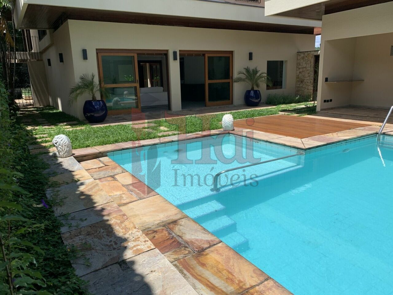 Casa Residencial para Venda - Jardim Guedala