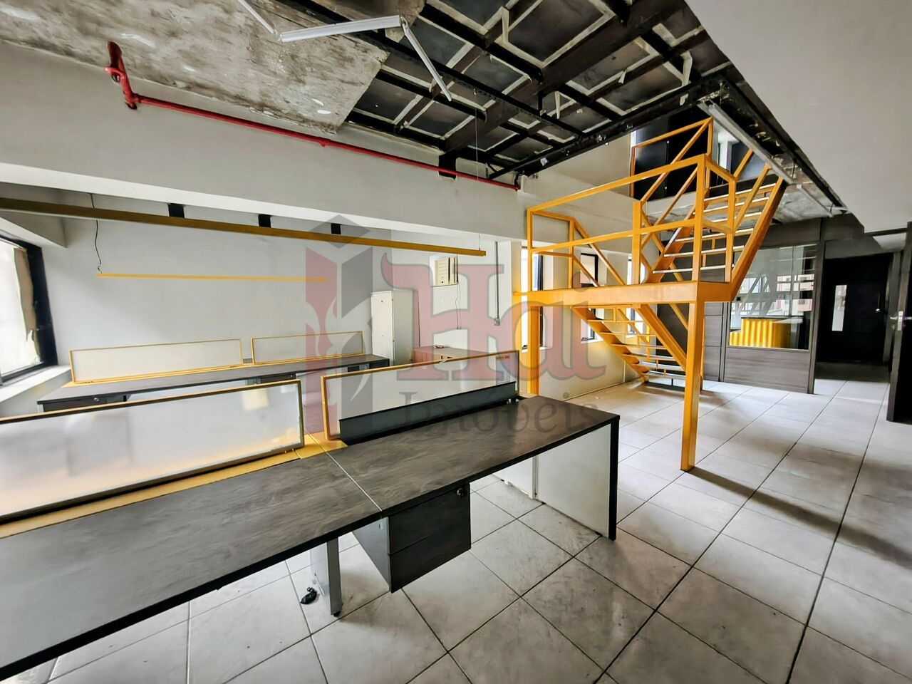 Conjunto Comercial e Salas para Locação - Santa Cecília