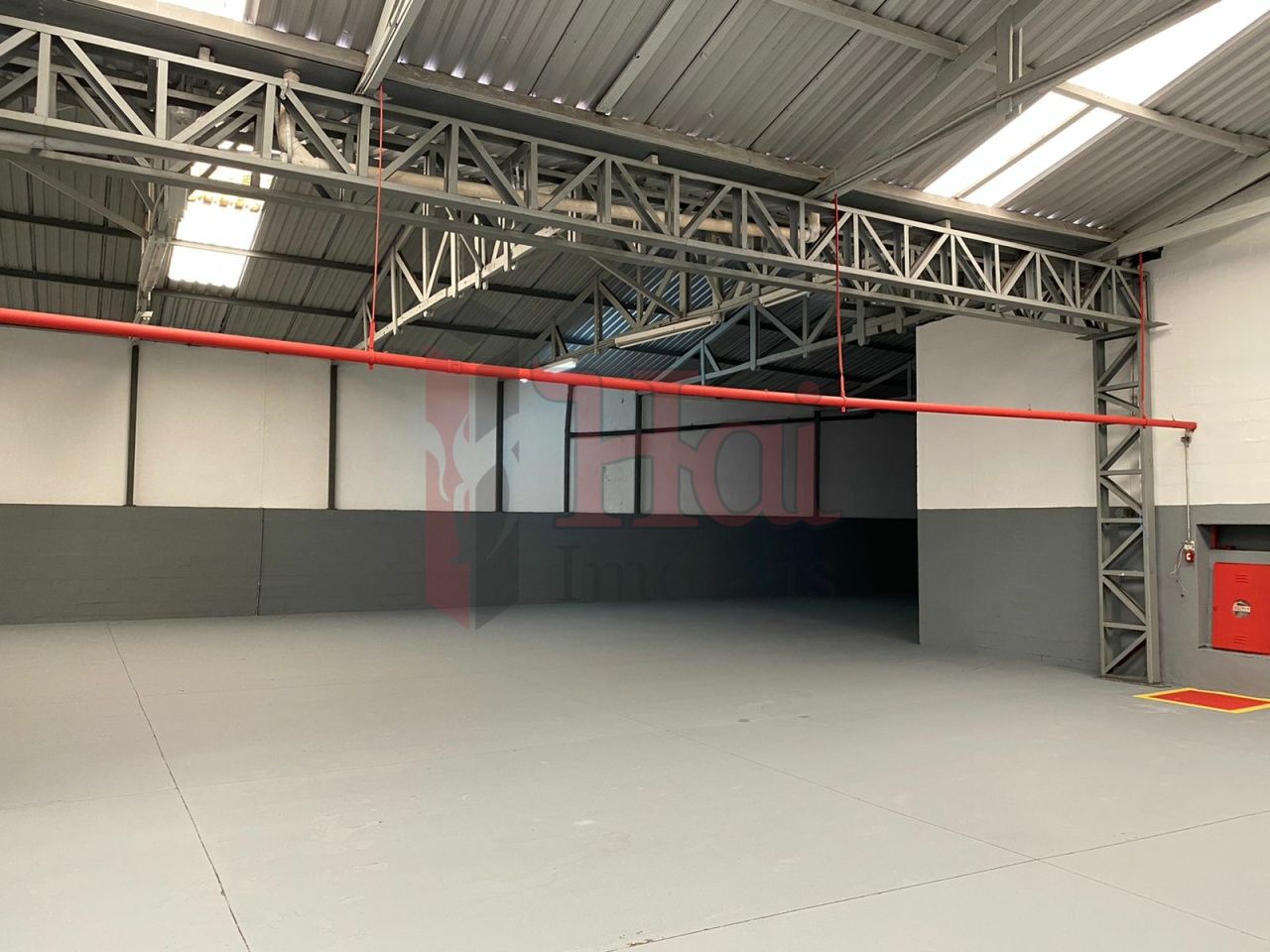 Galpão para Locação - Luz