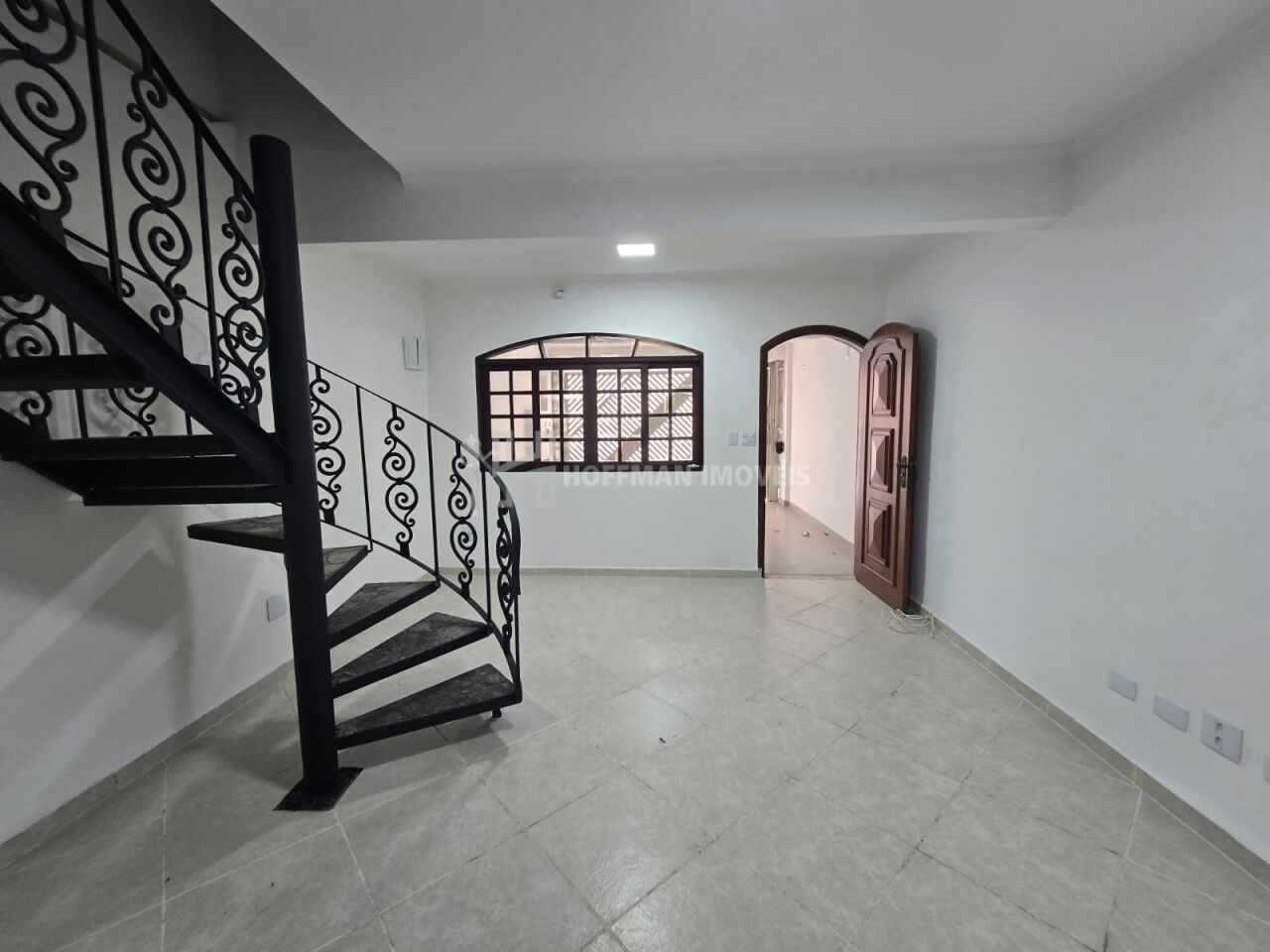 Sobrado para Venda - Santa Maria