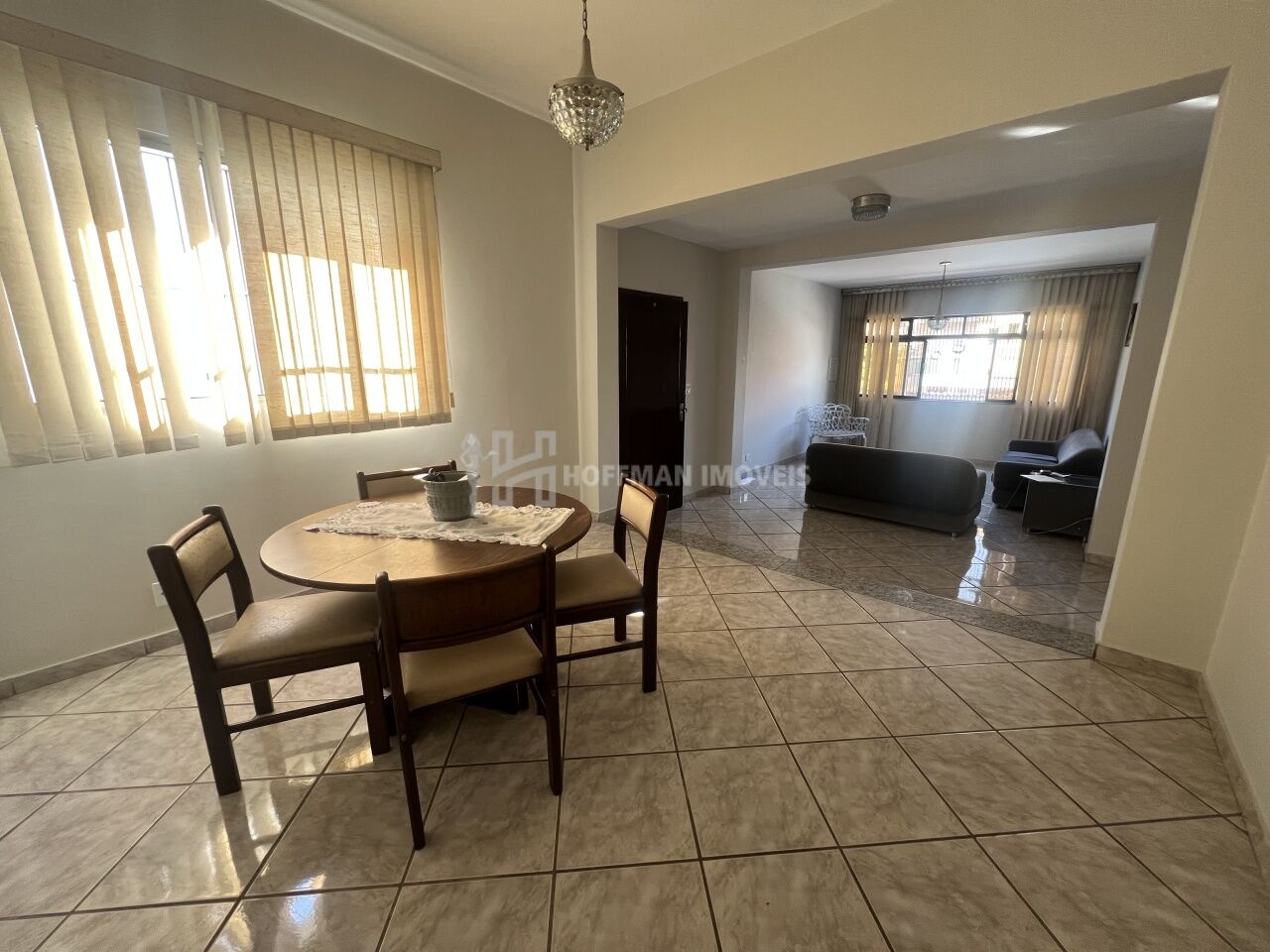 Casa Assobradada para Locação - Barcelona