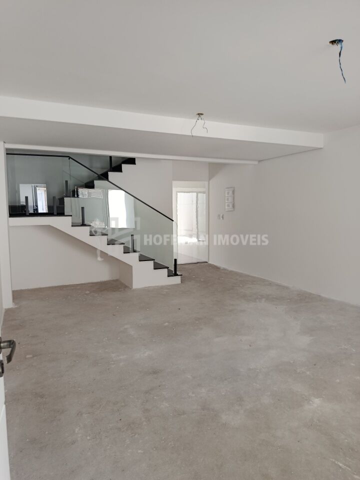 Sobrado para Venda - Olímpico