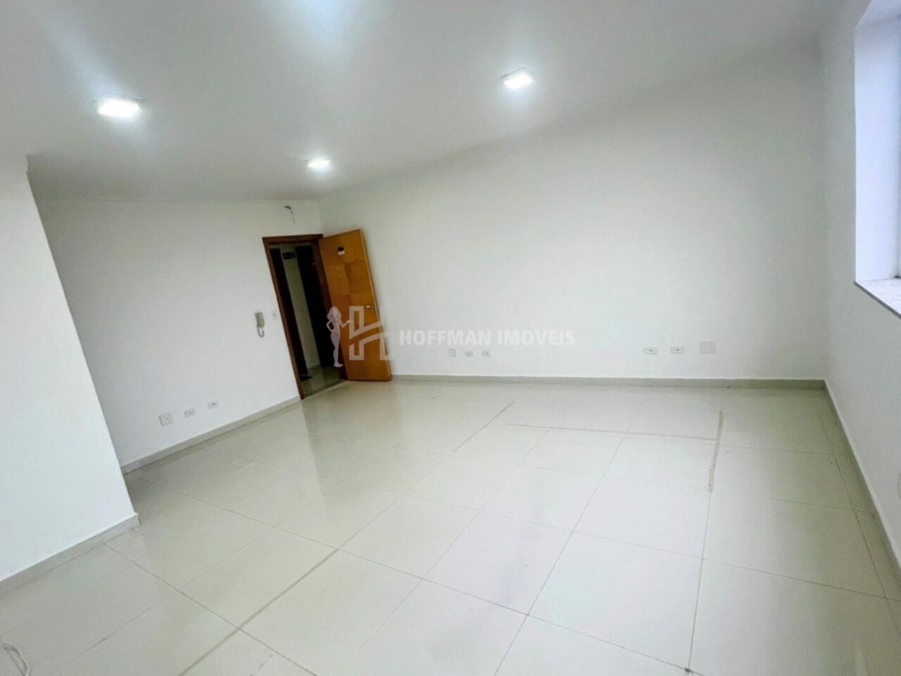 Sala Comercial para Locação - Nova Gerty