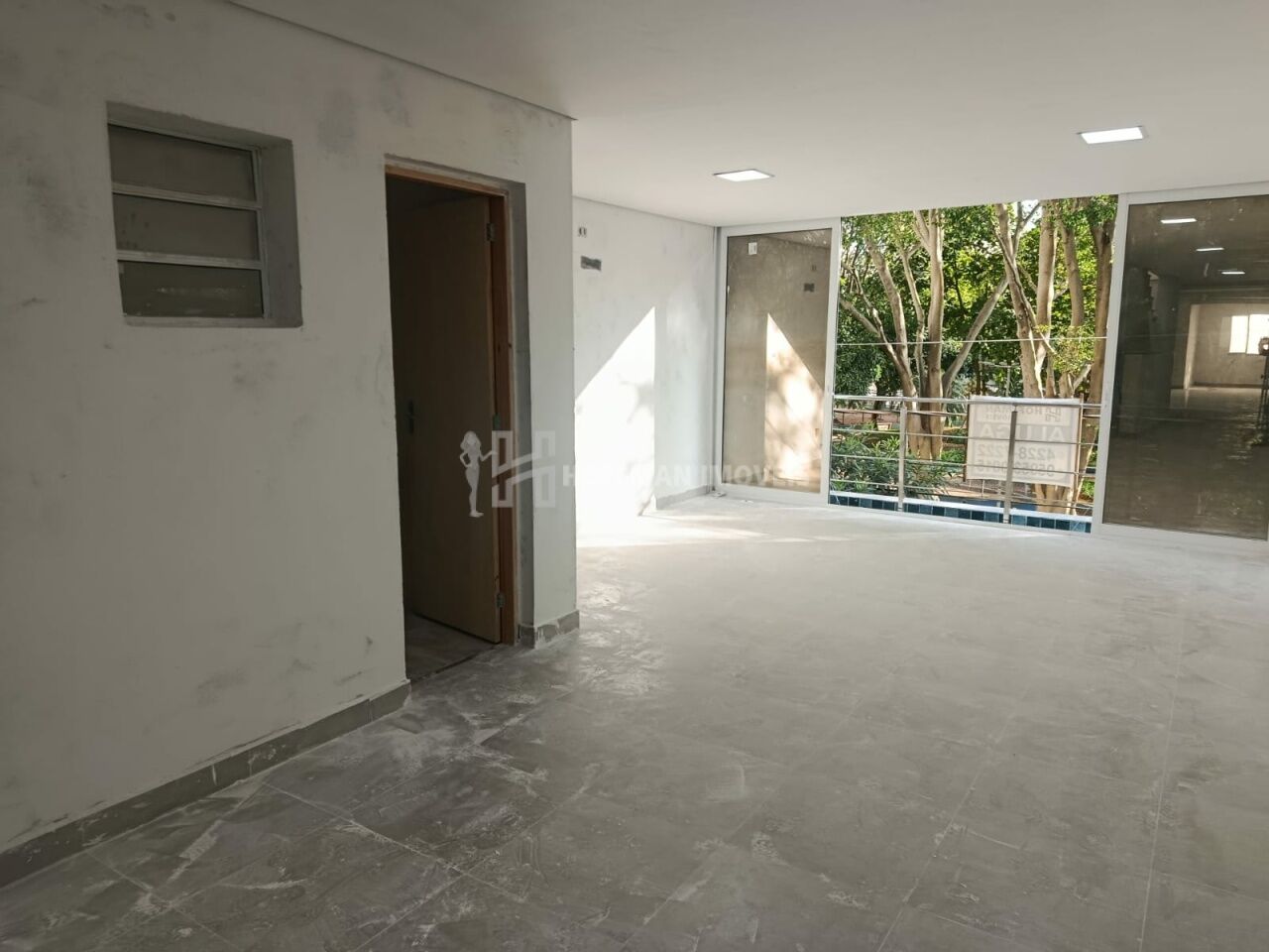 Predio Comercial para Locação - Santa Paula