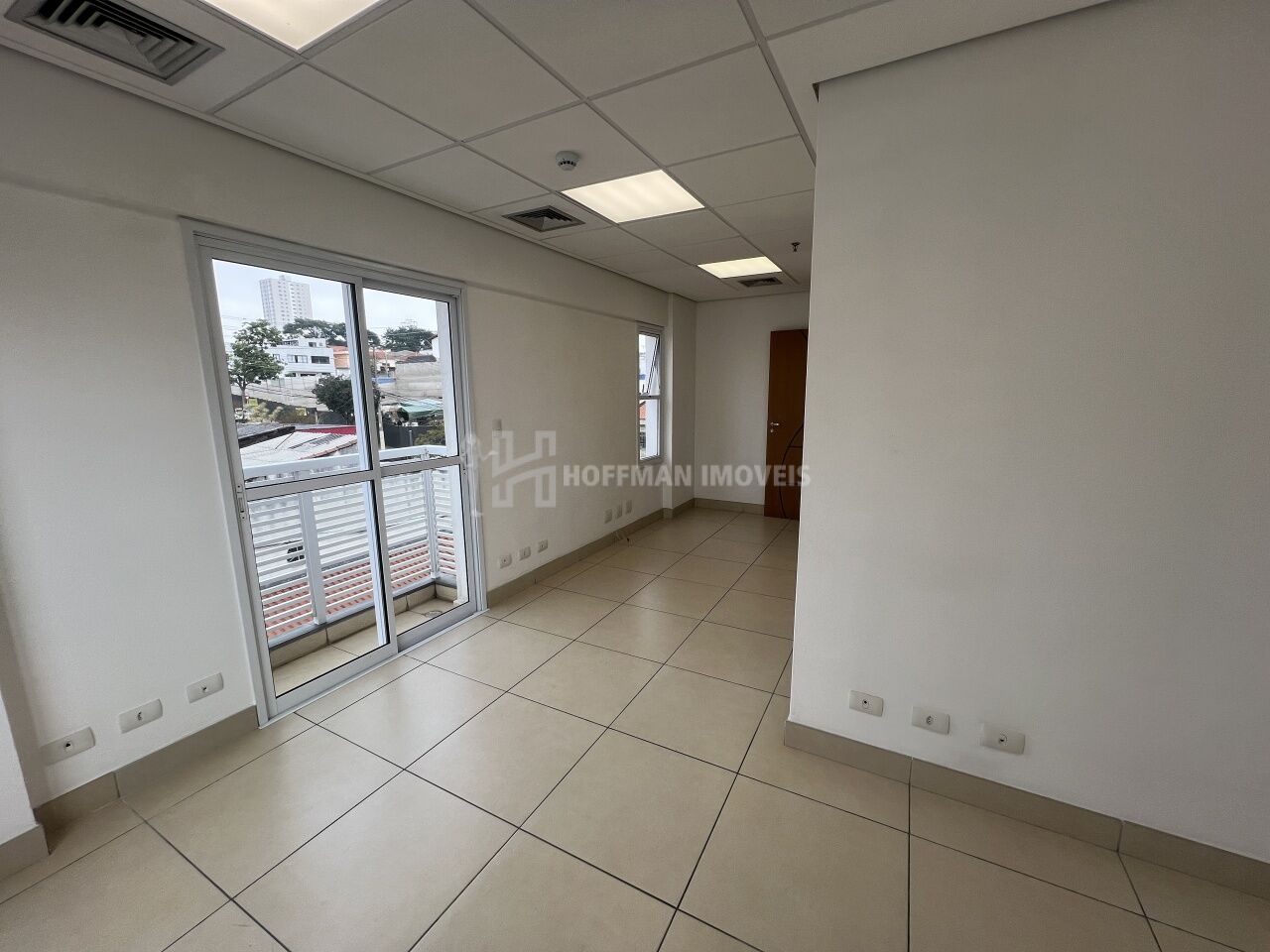 Sala Comercial para Locação - Barcelona