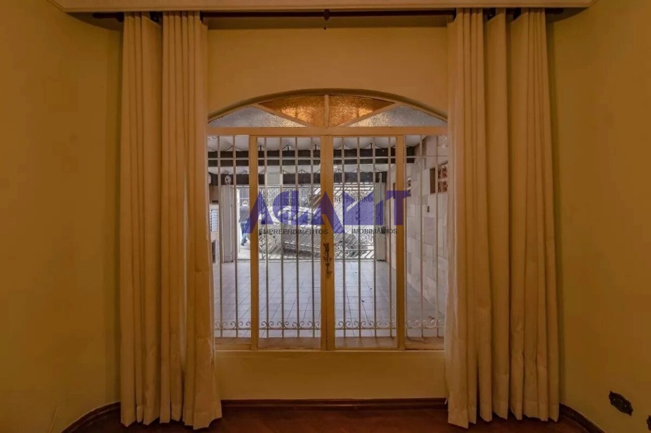 Casa Assobradada para Venda - Conjunto Residencial Jardim Canaã
