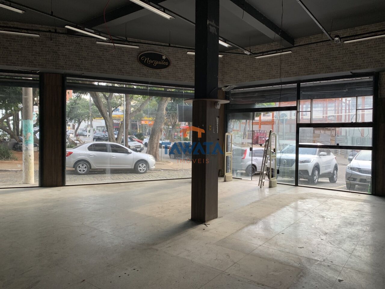 Salão com aprox. 304,00m² - Vila Carrão - Conselheiro Carrão