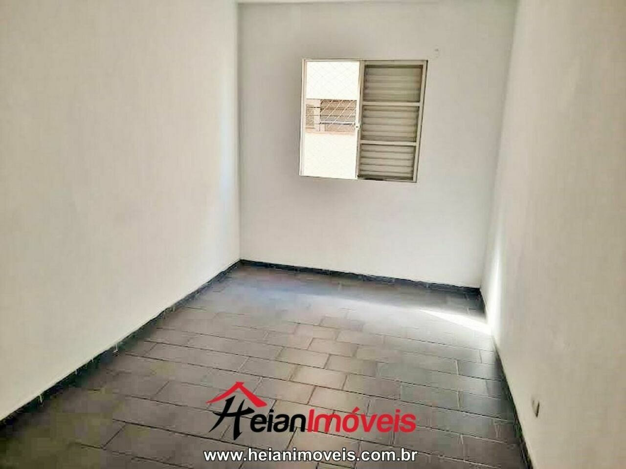 Apartamento para Locação - Vila Gumercindo