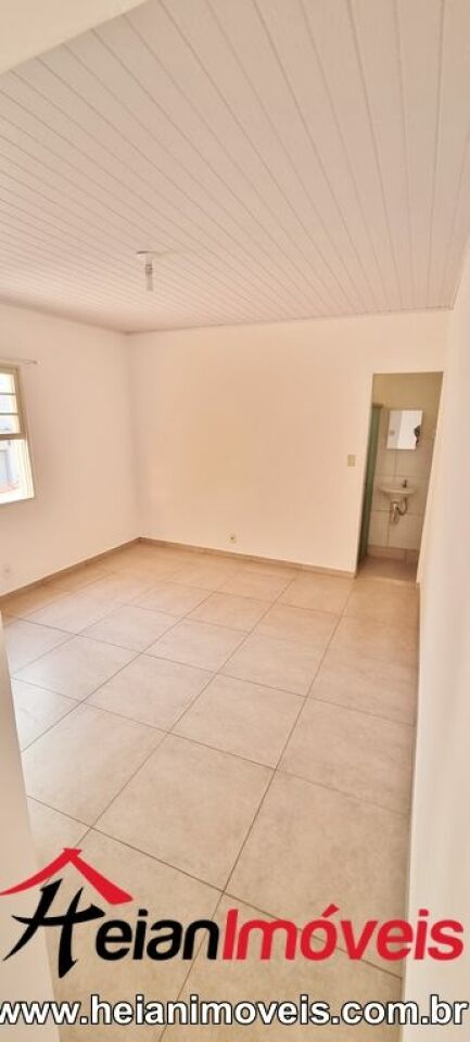 Kit-Net Casa  para Locação - Vila Gumercindo