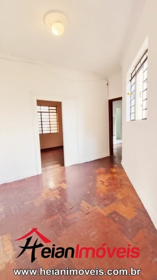 Casa Térrea para Locação - Liberdade