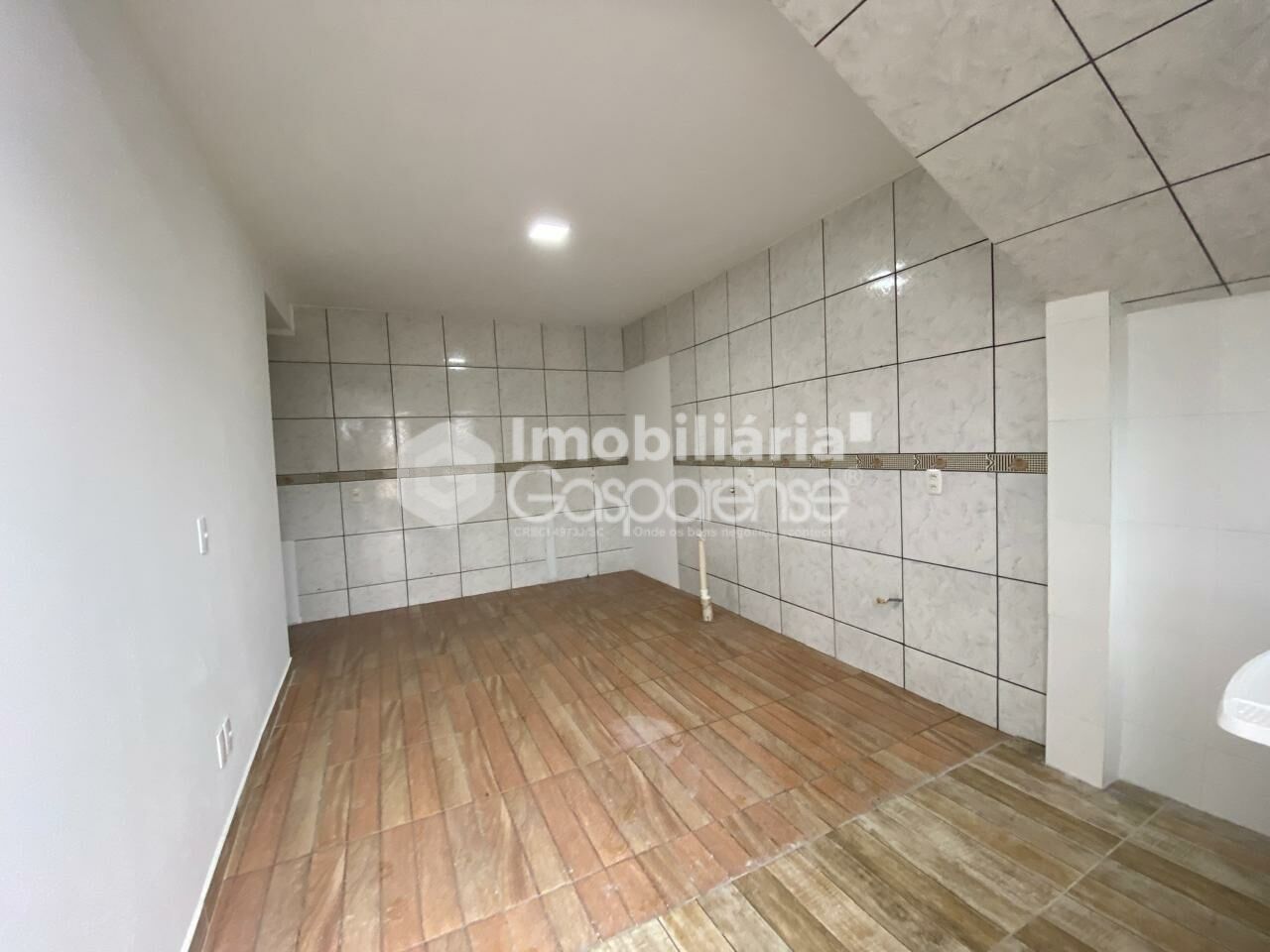 Casa para Locação - Coloninha