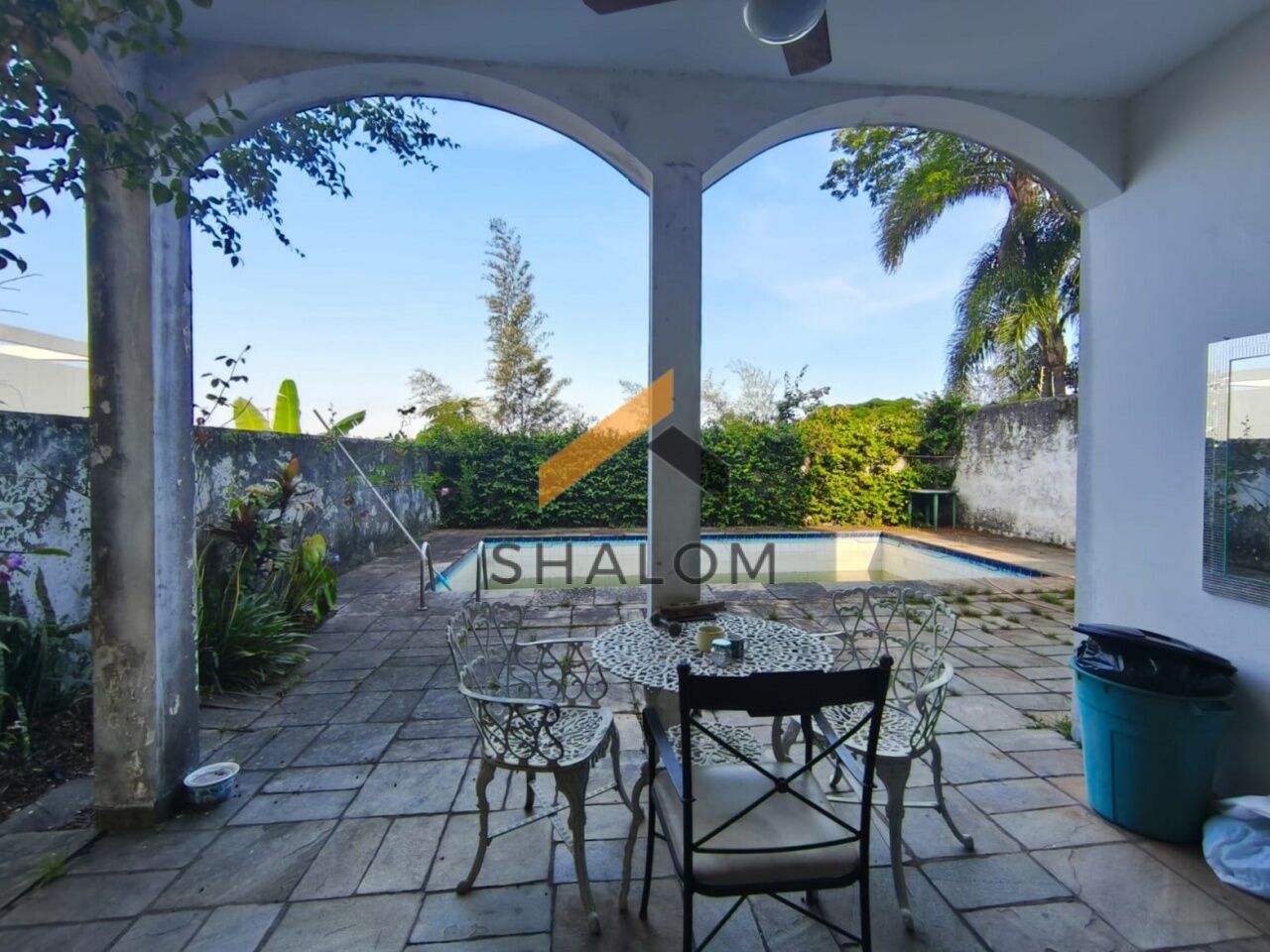 Sobrado para Venda - Jardim Leonor