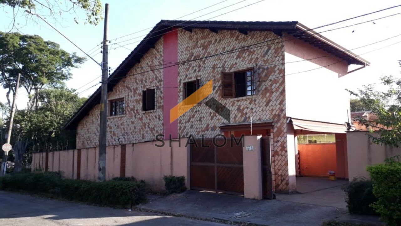 Sobrado para Venda - Instituto de Previdência