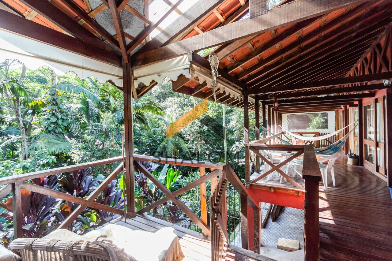 Condomínio para Venda - Condomínio Iolanda