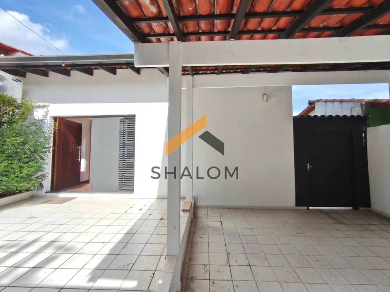 Casa Térrea para Venda - Caxingui