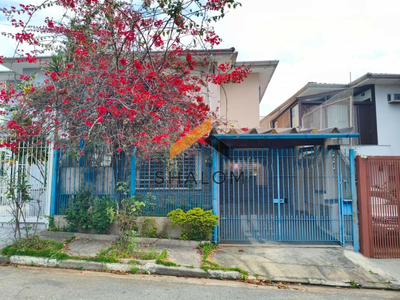 Sobrado para Venda - Instituto de Previdência