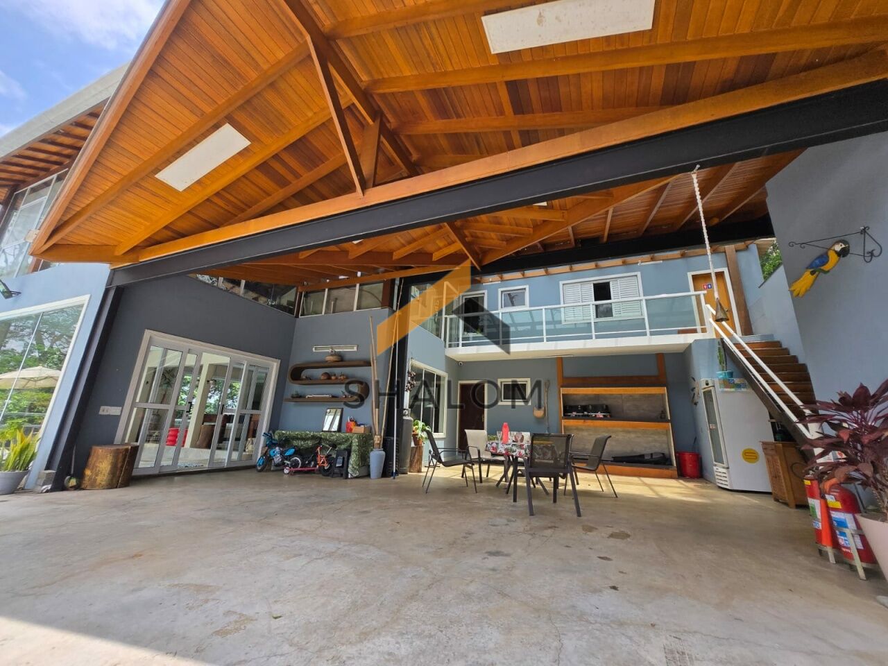 Condomínio para Venda - Condomínio Iolanda