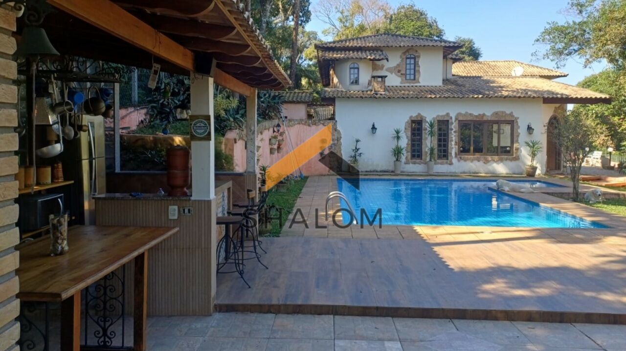 Condomínio para Venda - Condomínio Iolanda