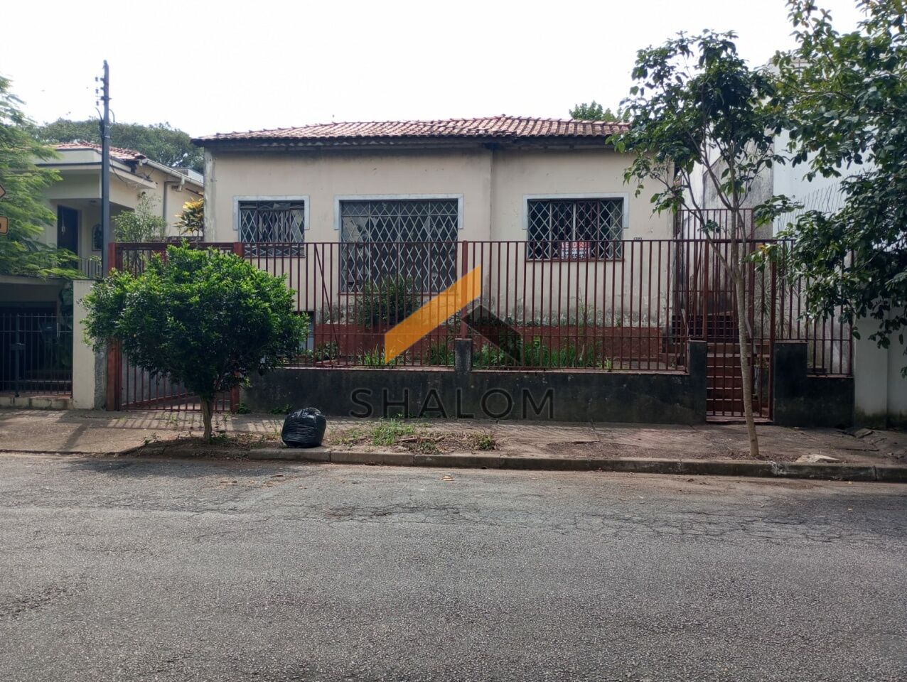 Casa Térrea para Venda - Instituto de Previdência