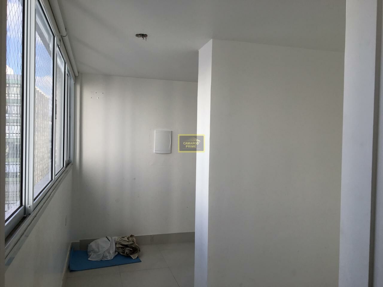 Foto 4 - EB100014