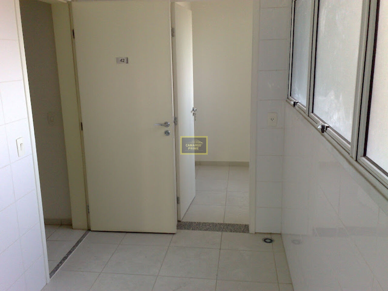Foto 8 - EB100110