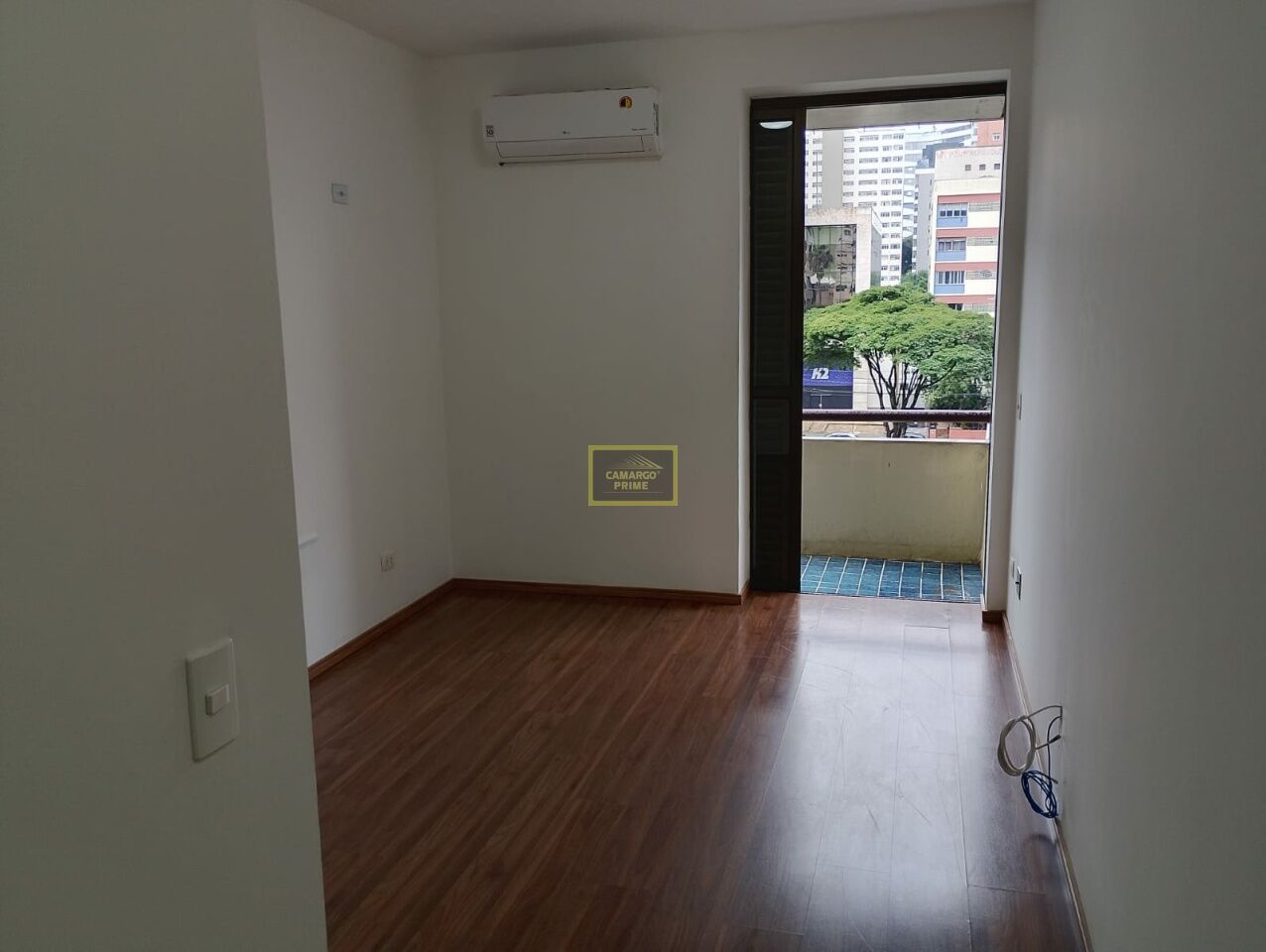 Foto 14 - EB100142