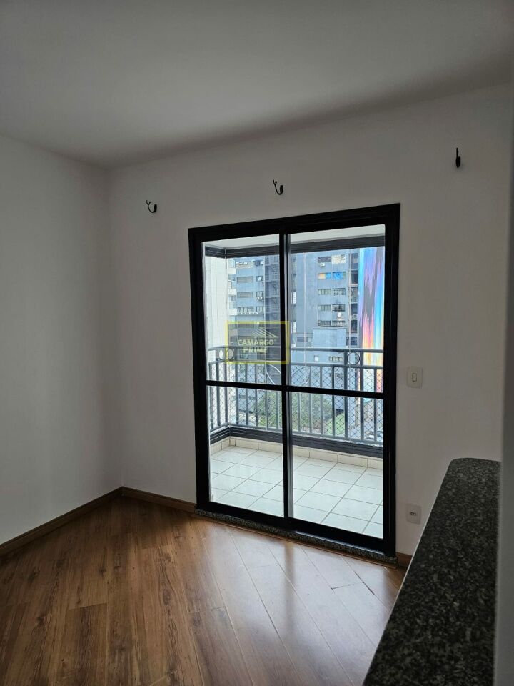 Foto 3 - EB100147