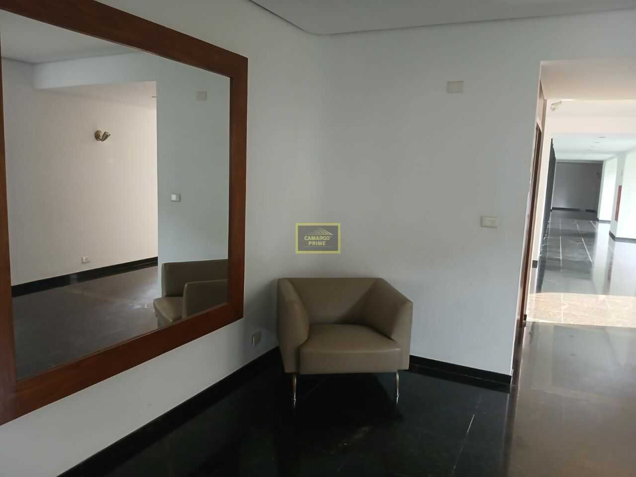 Foto 5 - EB96750