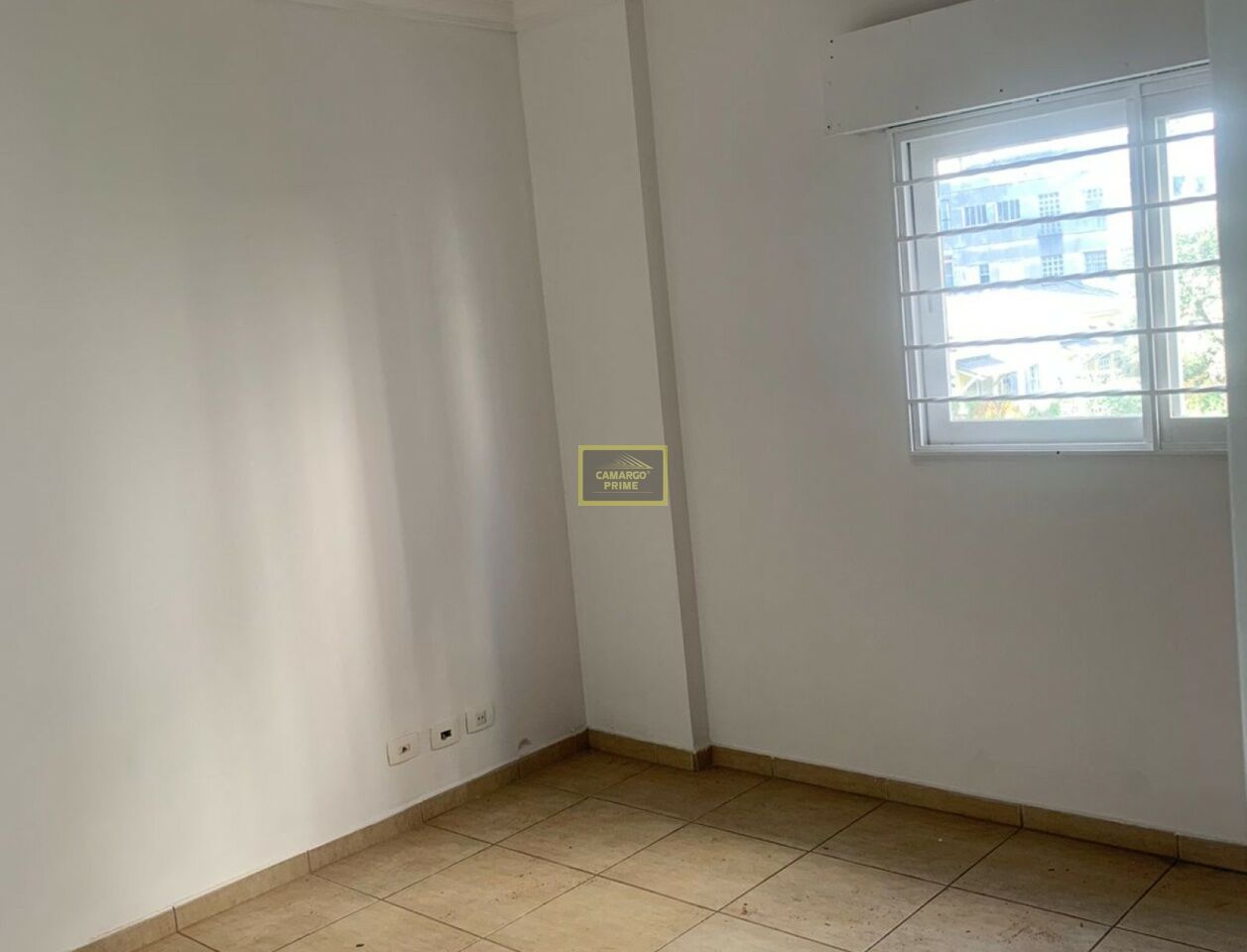 Foto 3 - EB97228