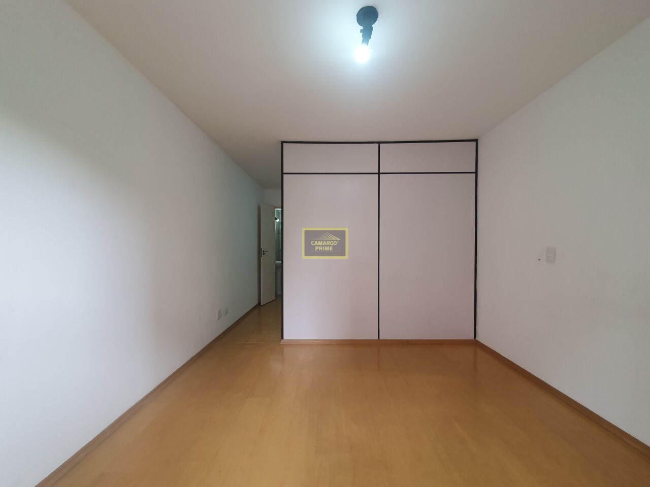 Foto 10 - EB97380