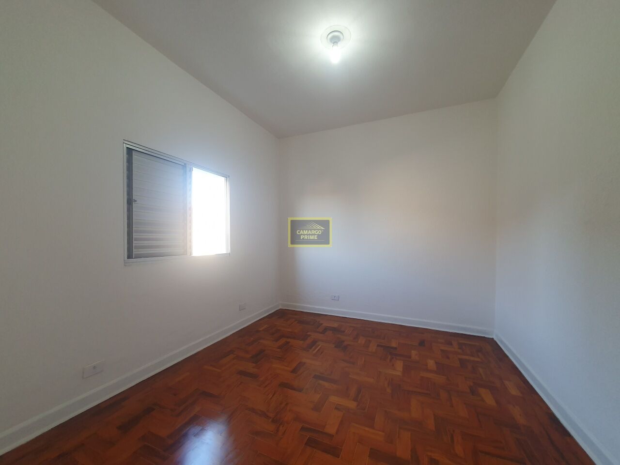 Foto 2 - EB97399