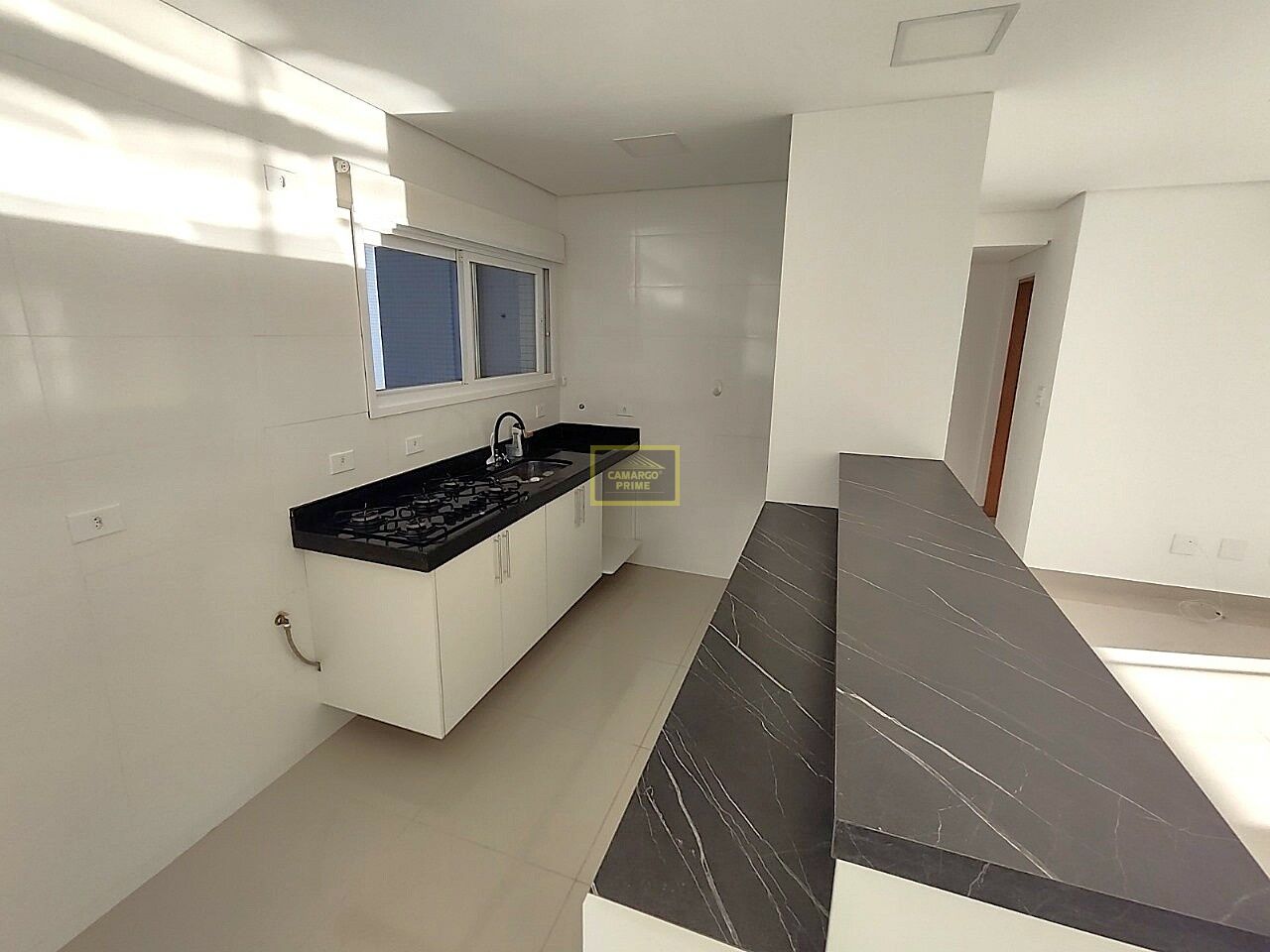 Foto 2 - EB97423