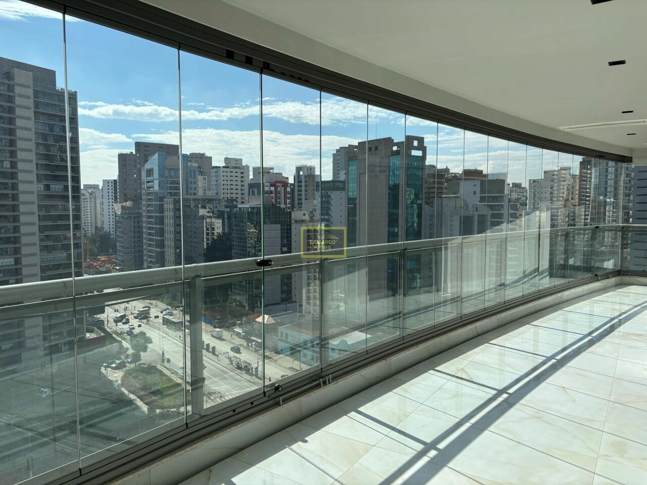 Foto 3 - EB97463